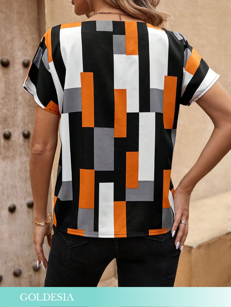 BLUSA CON ESTAMPADO GEOMÉTRICO MANGA CORTA Blusa 12 Goldesia 