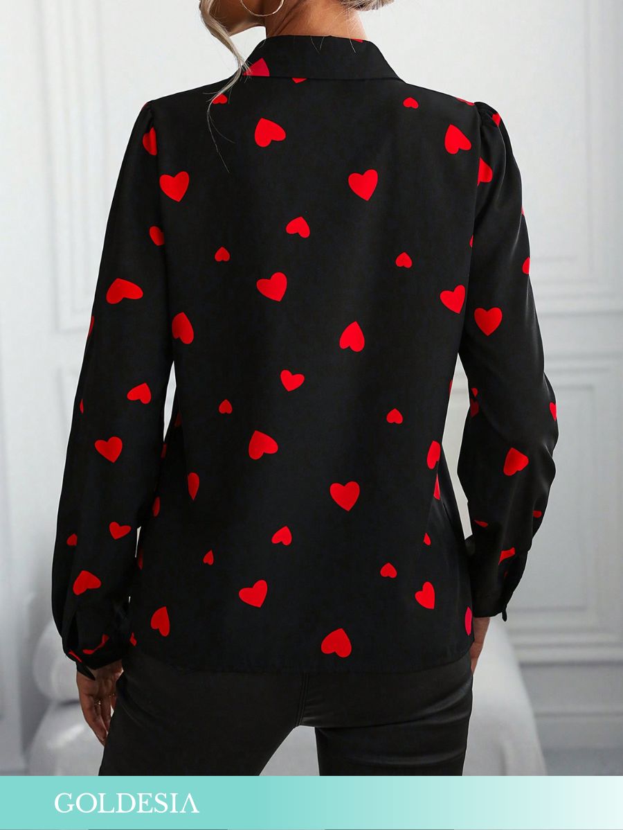 CAMISA CON ESTAMPADO DE CORAZONES Camisa 36 Goldesia 