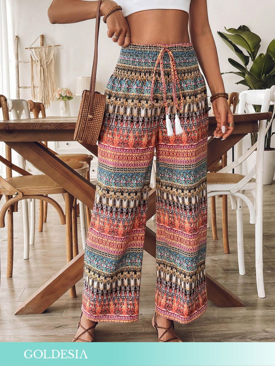 PANTALÓN CON ESTAMPADO GEOMÉTRICO Y ELÁSTICO Pantalón 02 Goldesia 